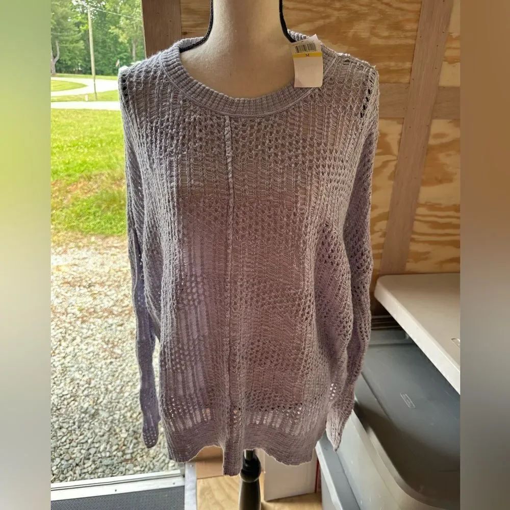 NWT Cable & Gauge Sweater
